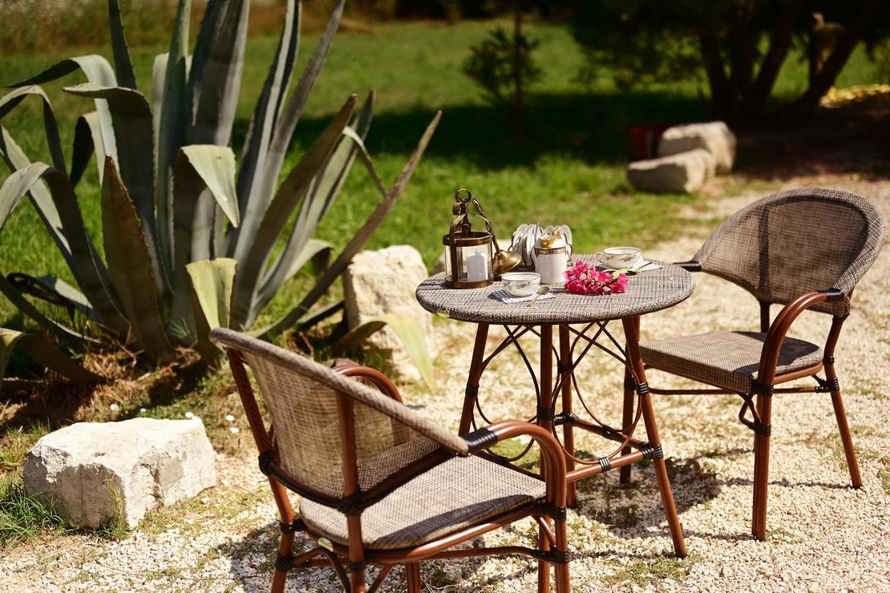 Maison Tara Verte Au Mas Montredon Αρλ Εξωτερικό φωτογραφία