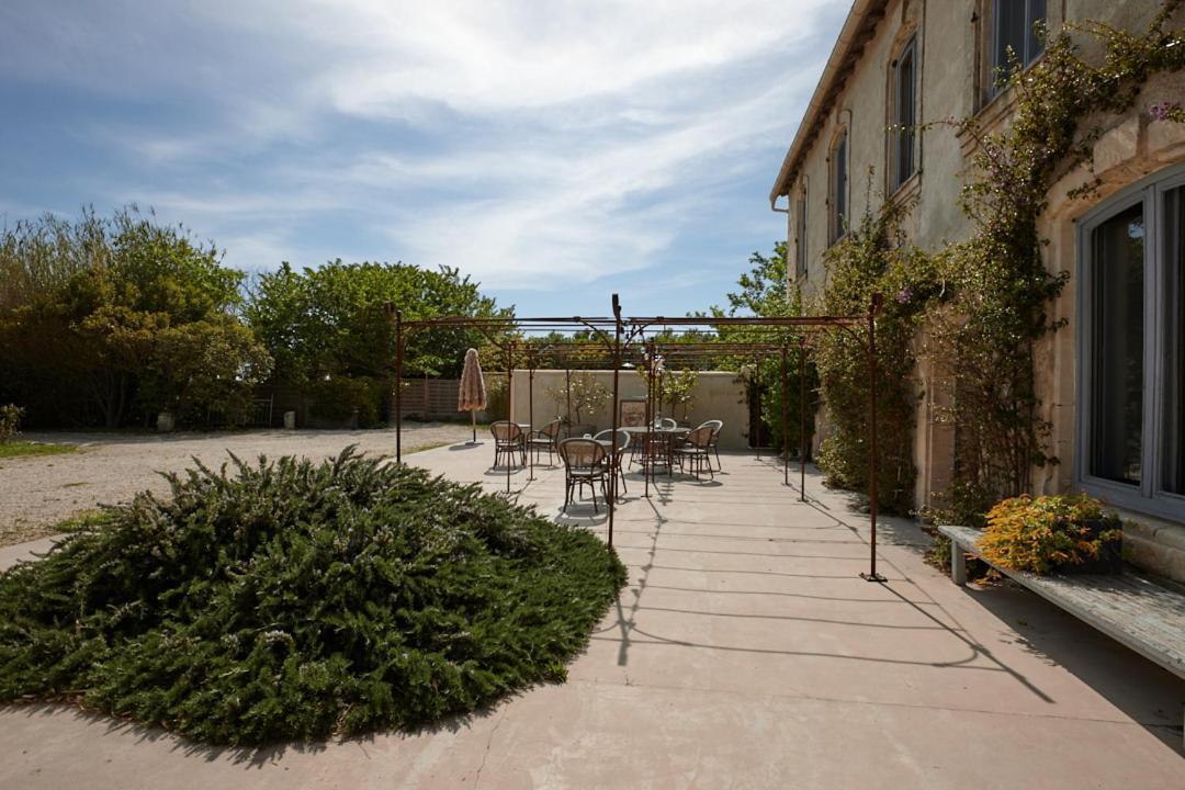 Maison Tara Verte Au Mas Montredon Αρλ Εξωτερικό φωτογραφία